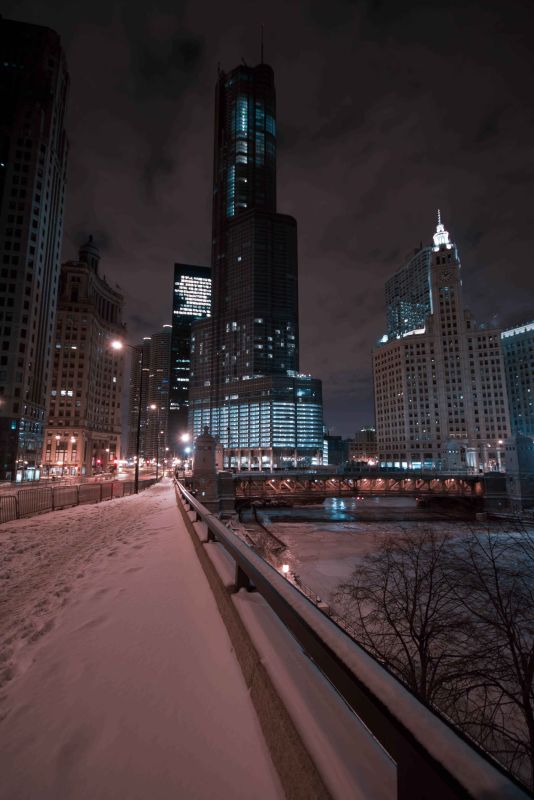 chicago tower trump river winter snow ice.jpg